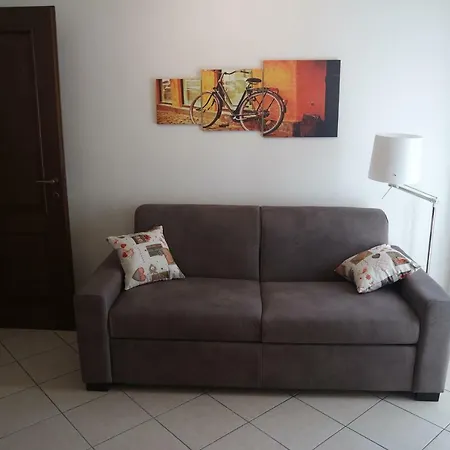 Apartament A 100 Metri Da Piazza Della Repubblica Aria Condizionata Aosta