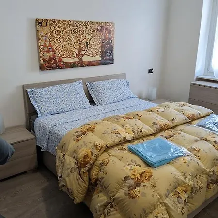 Apartment A 100 Metri Da Piazza Della Repubblica Aria Condizionata