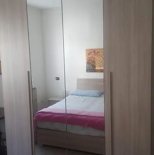 A 100 Metri Da Piazza Della Repubblica Aria Condizionata Apartment