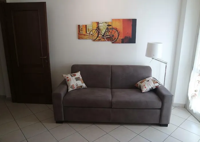 شقة A 100 Metri Da Piazza Della Repubblica Aria Condizionata أَويستا